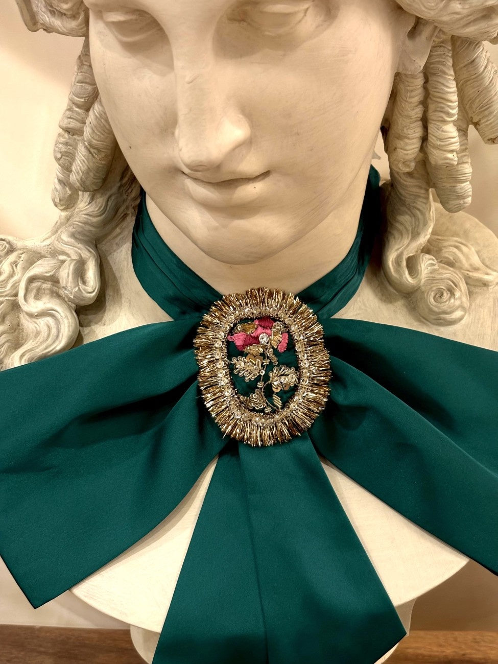 The Duchess Kumari Green Bow - Duchess Kumari