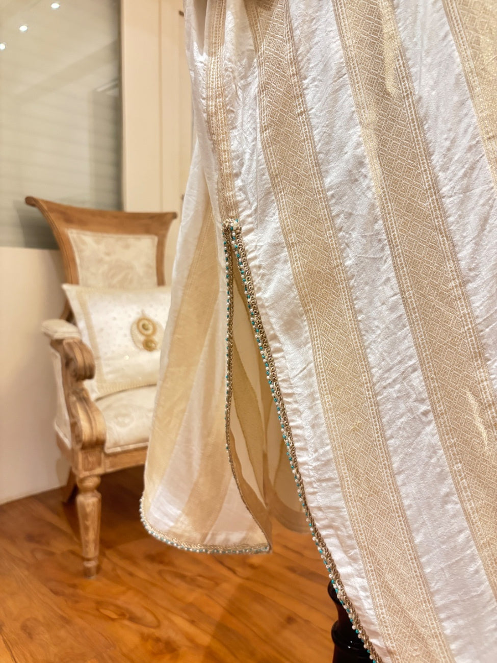 Noore Tissue Kaftan