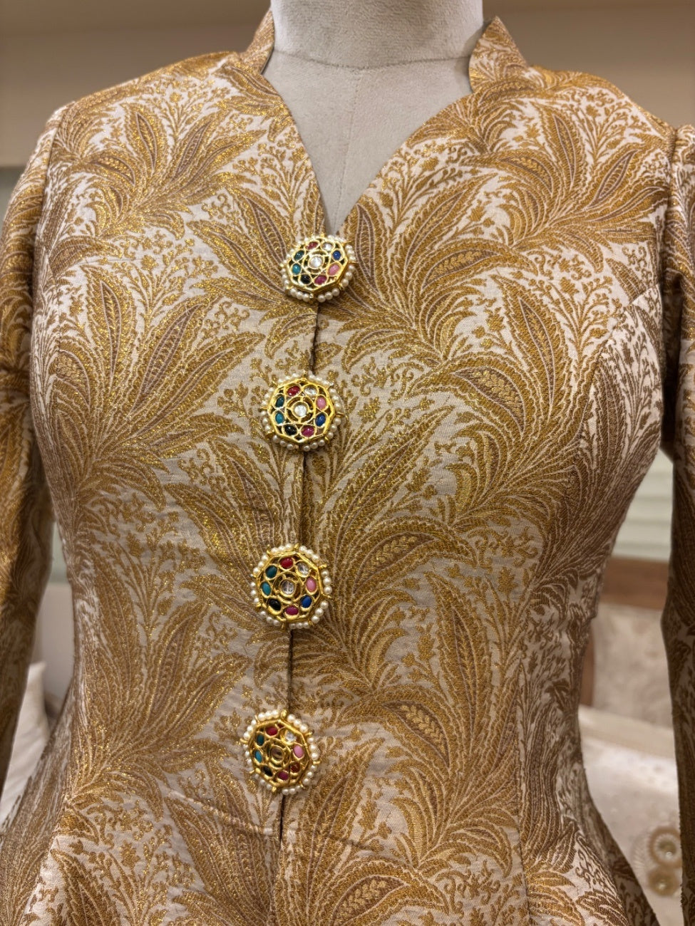 Kundan Gold Brocade Set