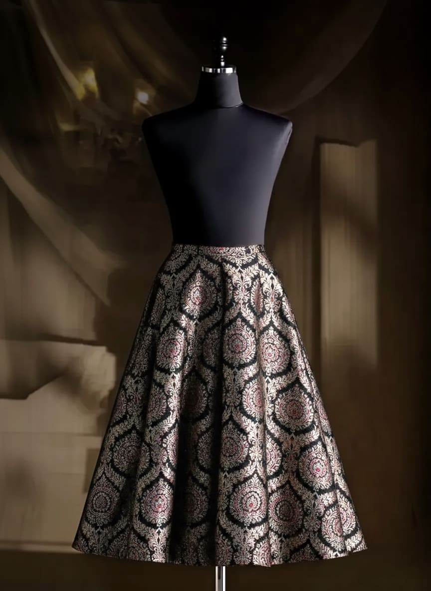 Black Inkstone Skirt - Second Image