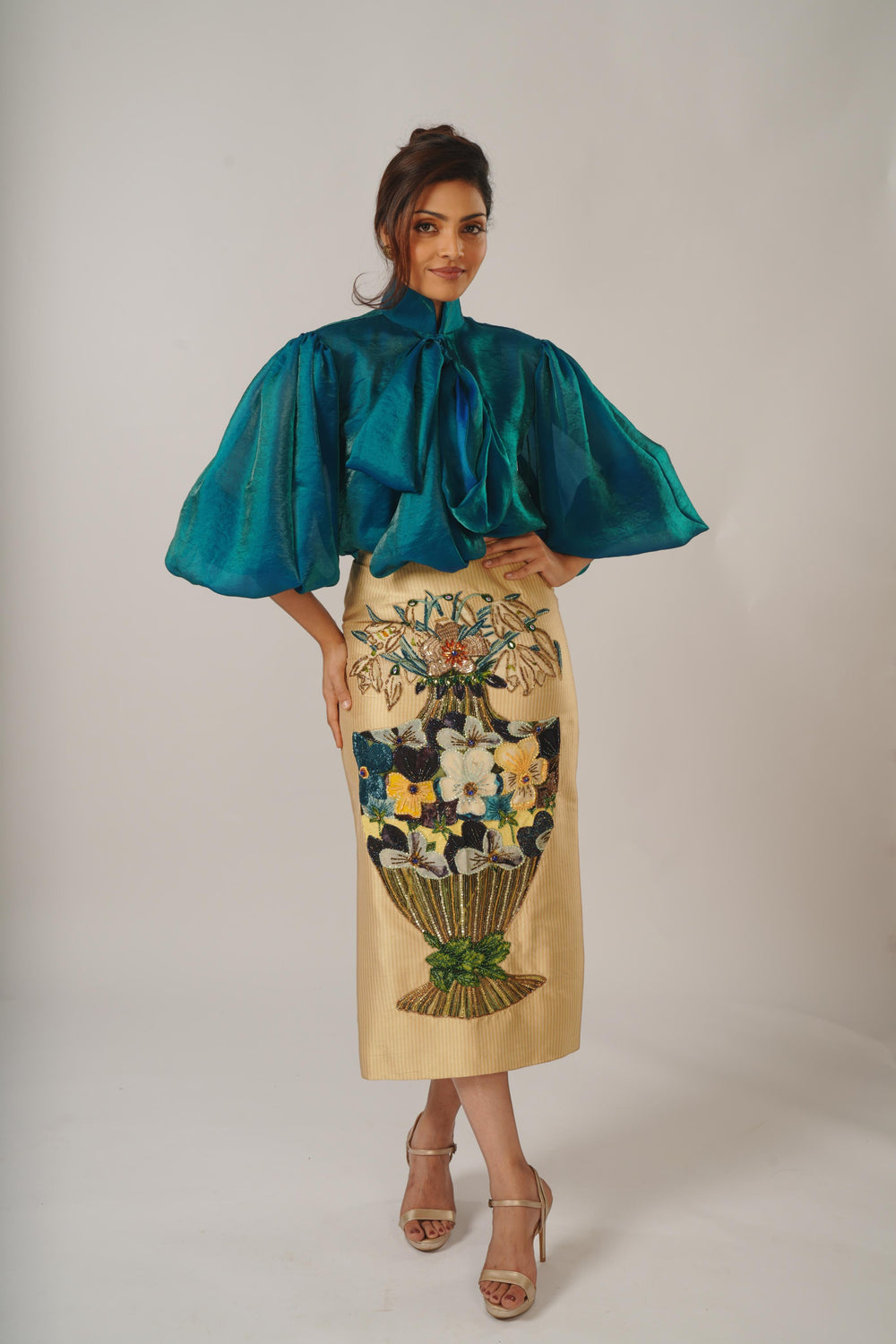 The Guldasta Begum Set - Second Image