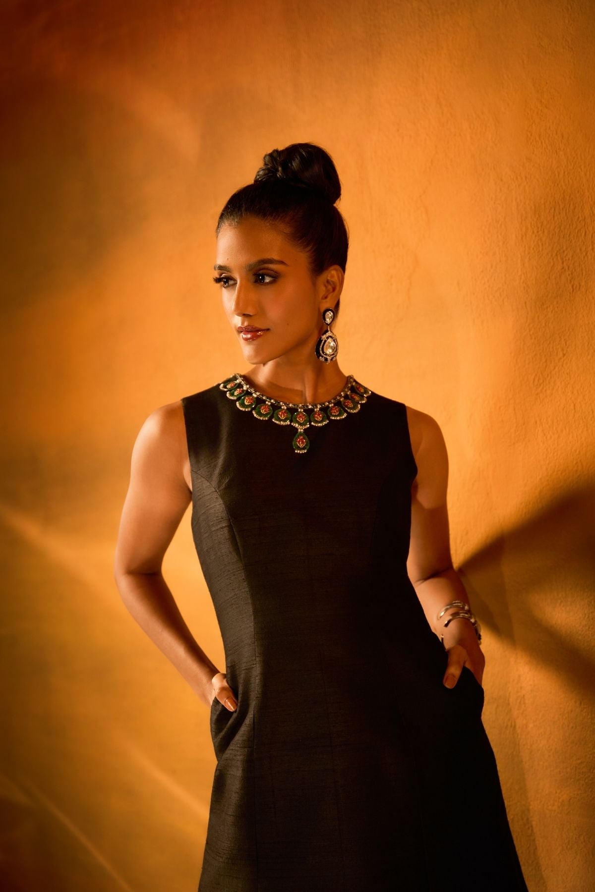 Noir Emèraude Dress