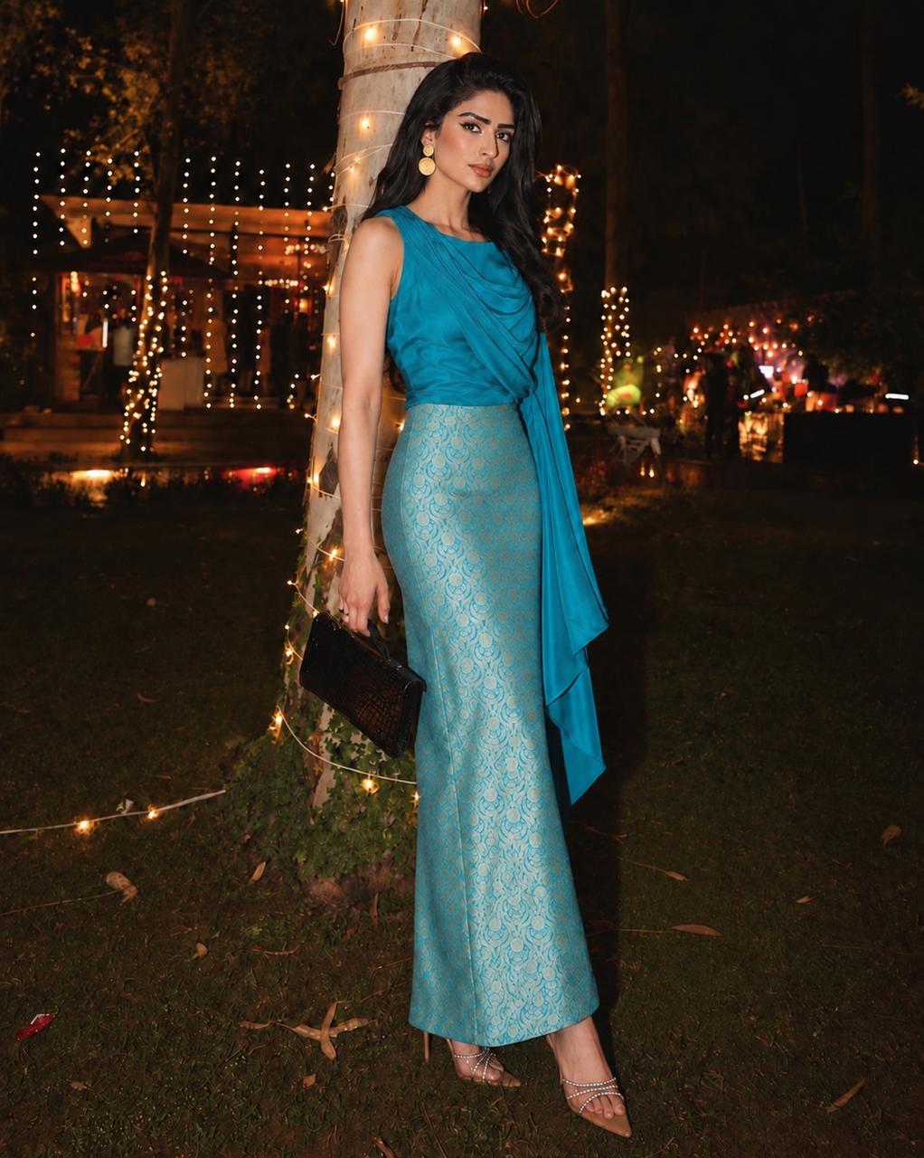 Azure Drape skirt Set