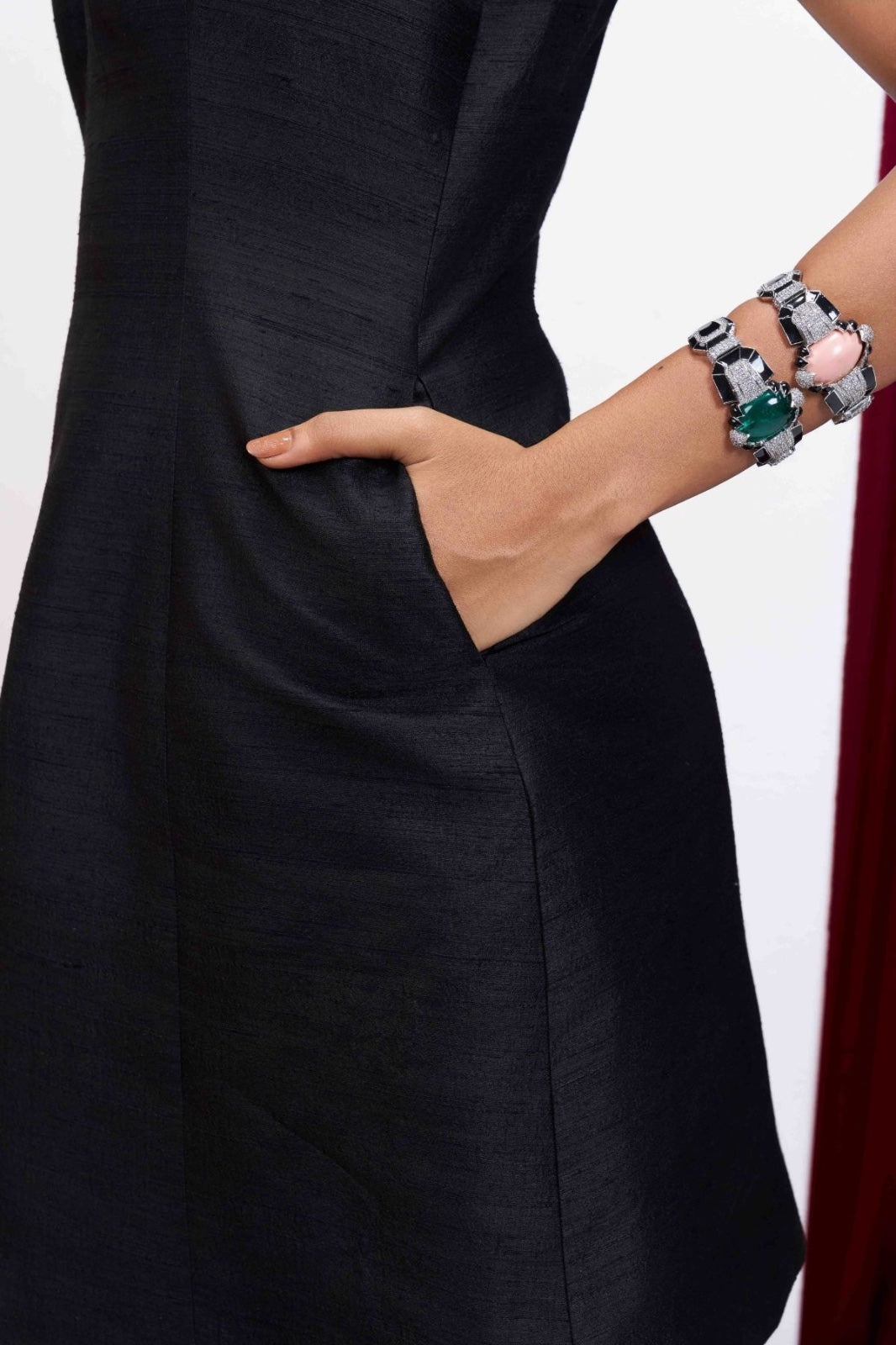 Noir Emèraude Dress