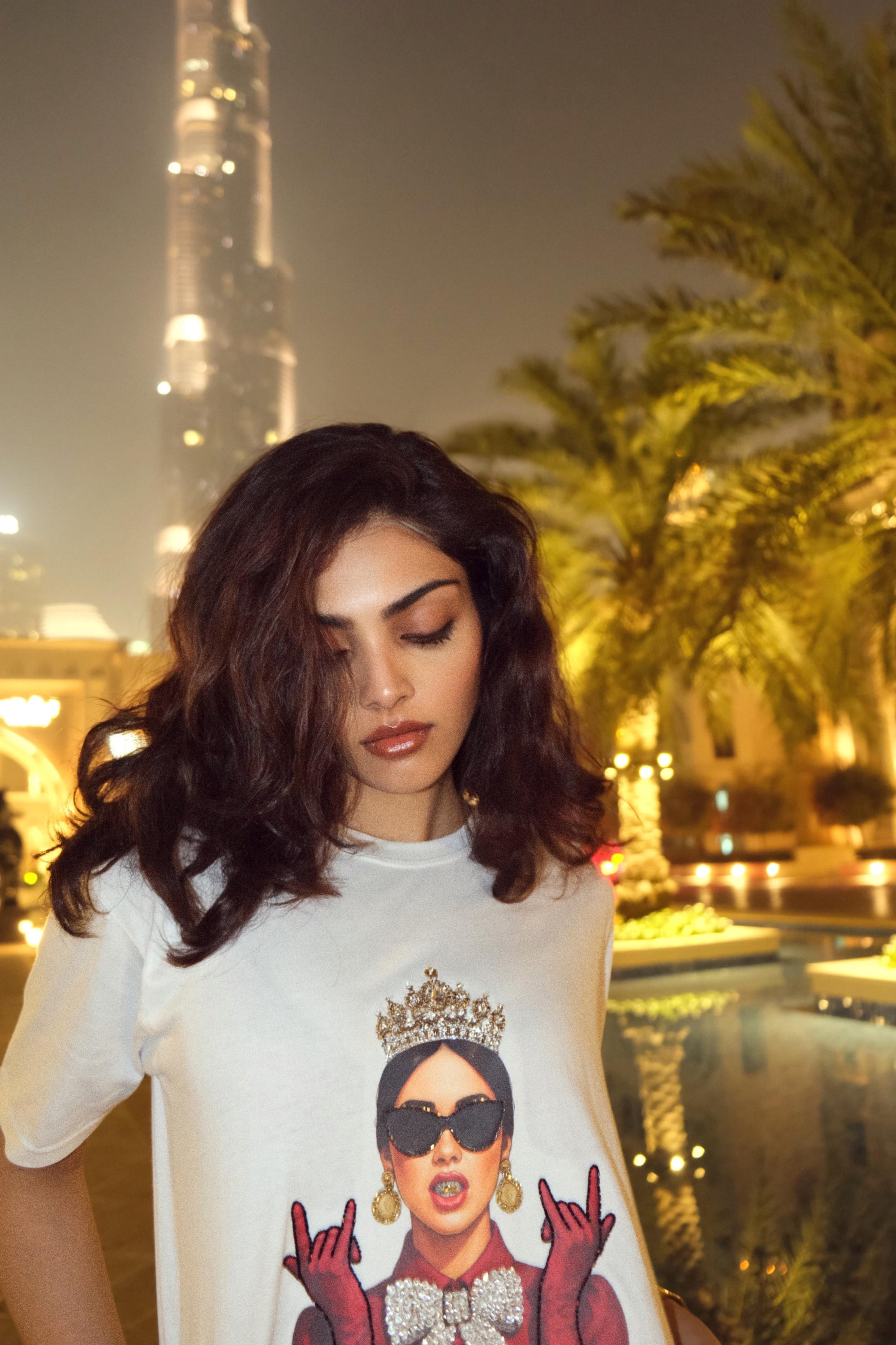 DK rebel crown embroidered t-shirt
